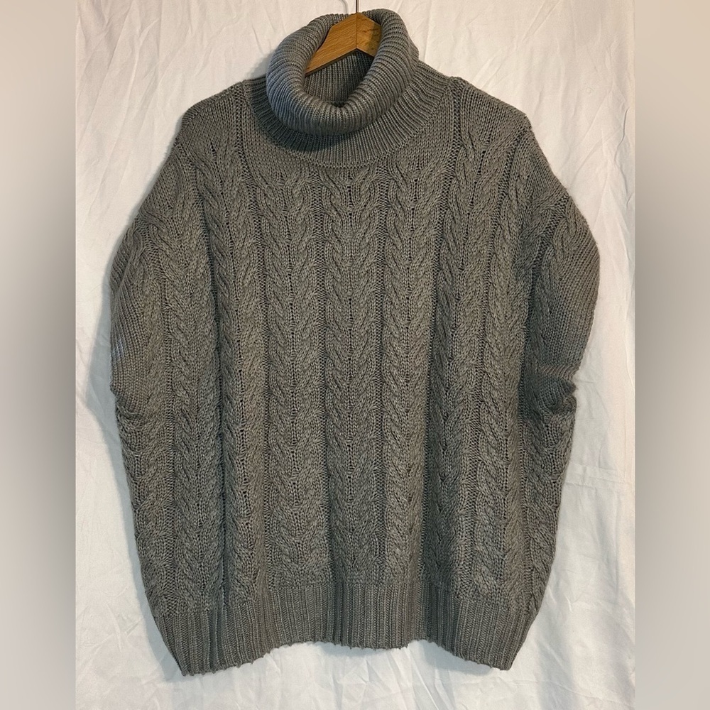 Splendid Women’s Turtleneck Sweater Vest Size Large